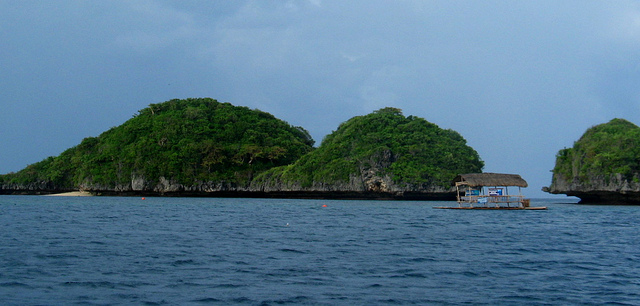 turtle island (hundred islands) pangasinan, philippines