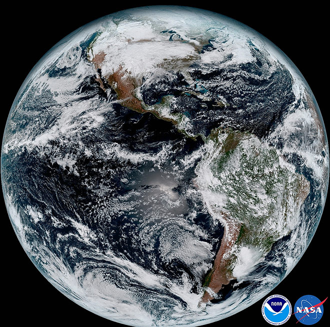 Как по настоящему выглядит земля GISMETEO: Получены первые фотографии с метеоспутника нового поколения