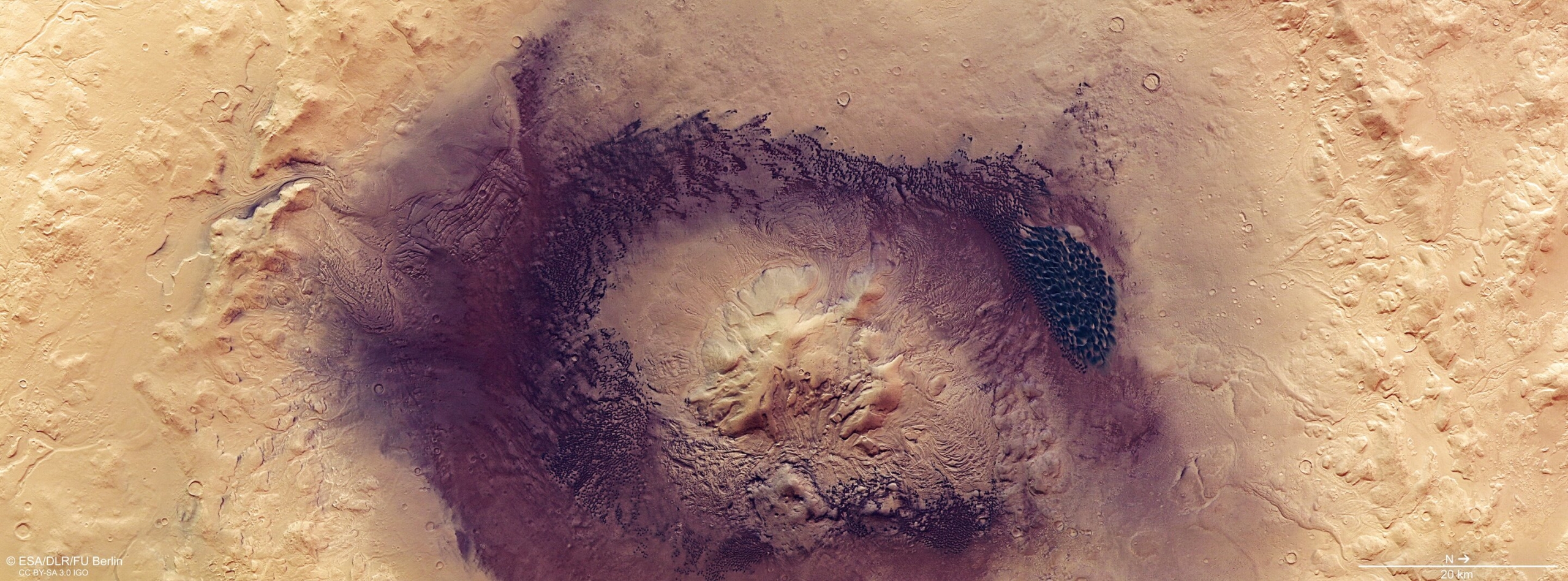 Изабелла (кратер)
