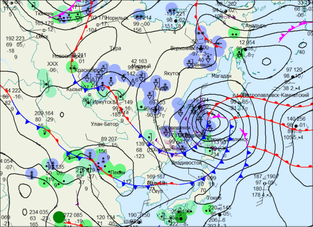 Карта циклонов орск. Циклон на карте. Карта циклонов в Восточной Европе. Карта погоды Дальний Восток. Карта движения циклонов на Дальнем востоке.