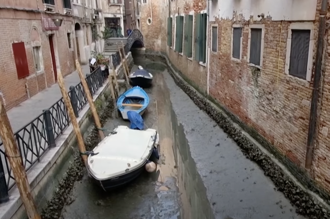 Ушла вода из венеции