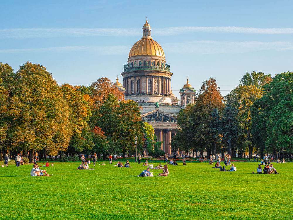 Петербург сентябрь фото GISMETEO: Погода в Санкт-Петербурге: "осеннее лето" закончится в выходные