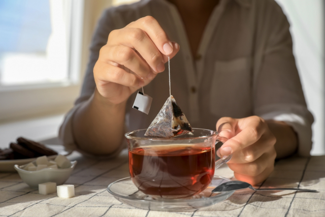 Опасен ли чай в пирамидках?